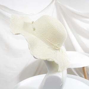 Kid's Size Wavy Beach Straw Hat In White
